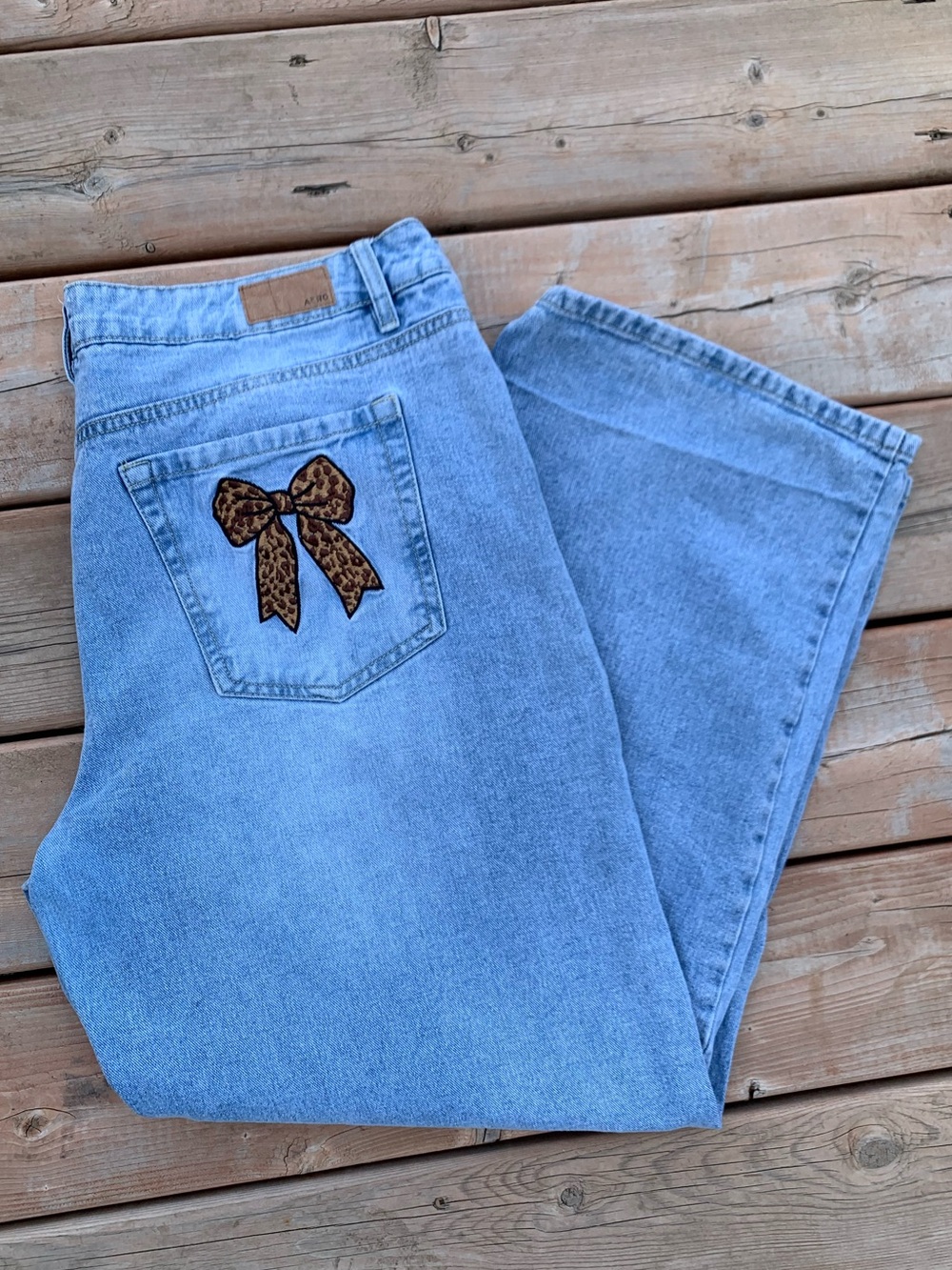 Aeropostale Low Rise Baggy Jeans Bow Embroidered Pockets Size 14 Loose Relaxed